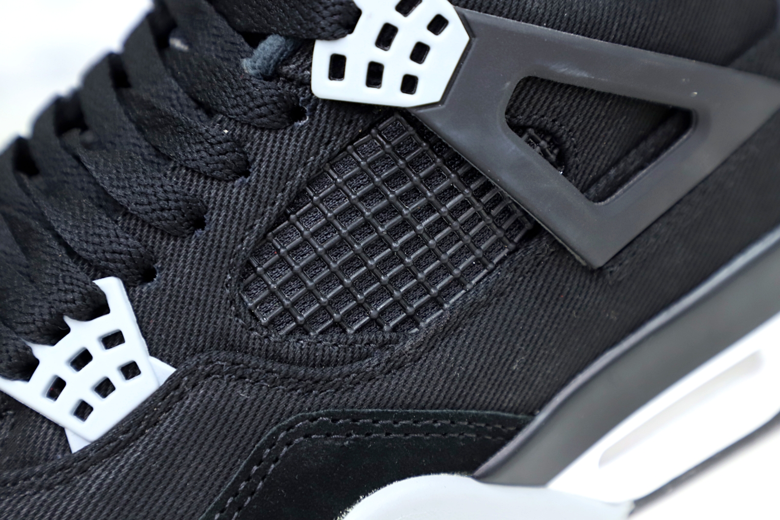 AIR JORDAN 4 "BLACK CANVAS"