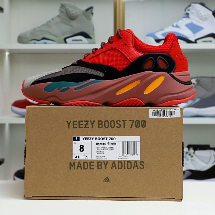 YEEZY BOOST 700 HI-RES RED HQ6979