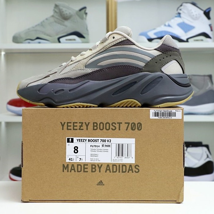 Yeezy boost 700 V2 Tephra