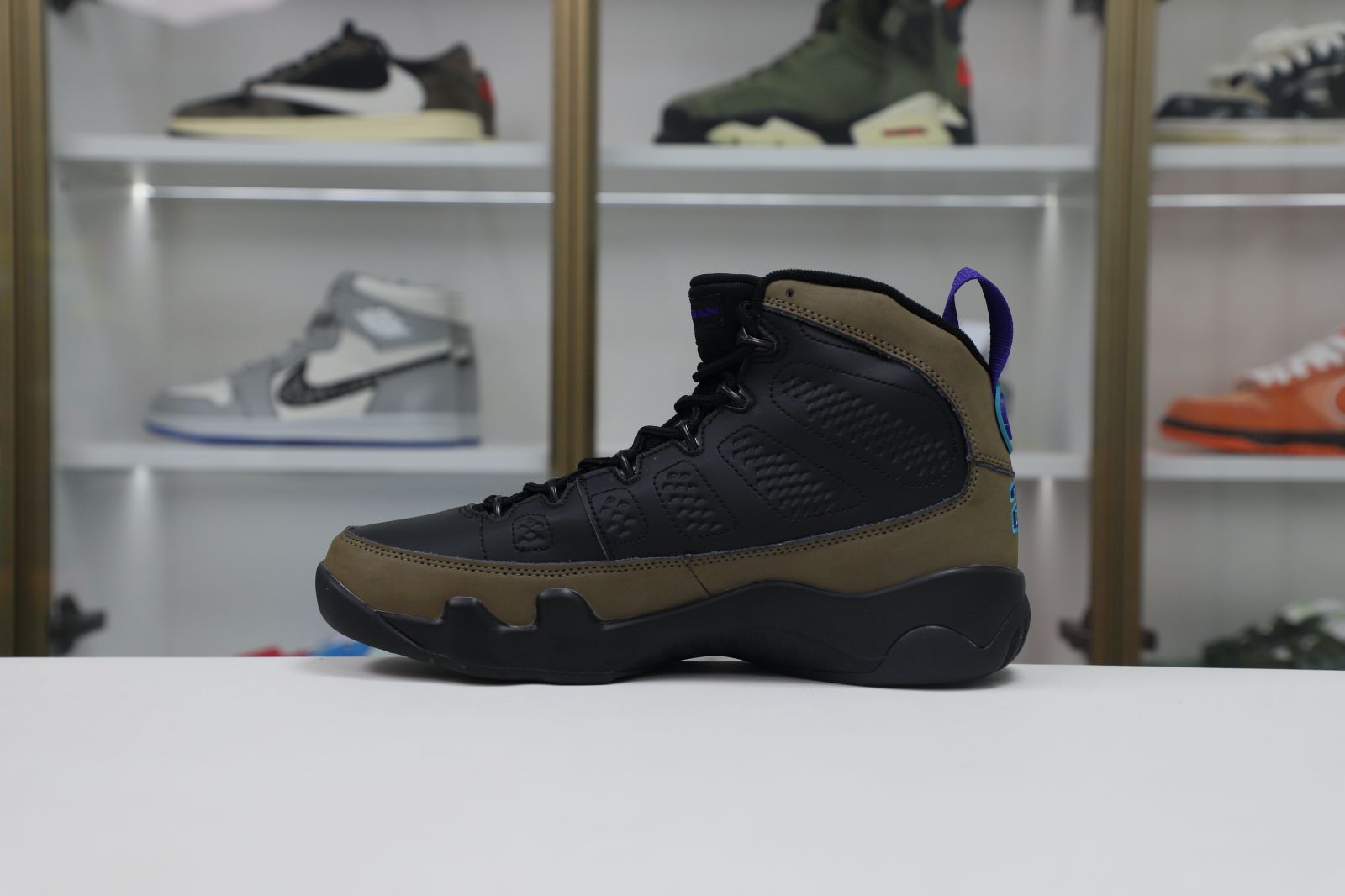 Air Jordan 9"Light Olive"