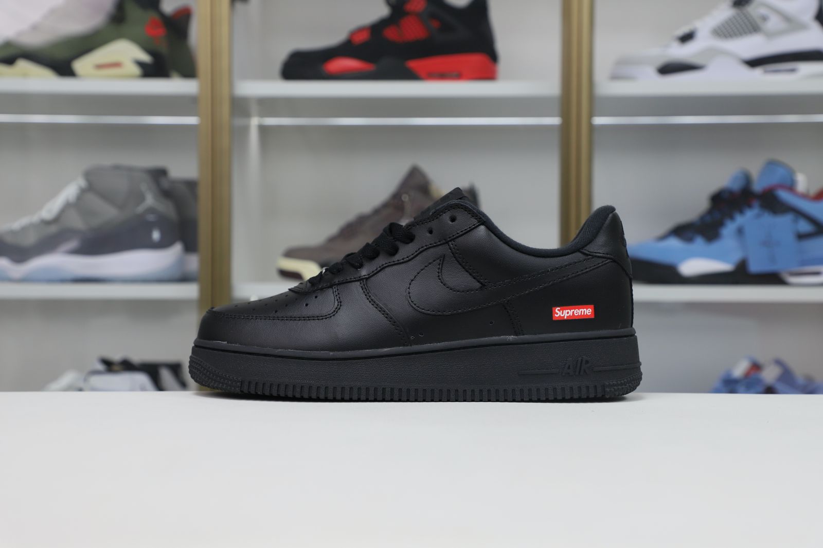 Supreme Nike Air Force 1 Low "box logo"