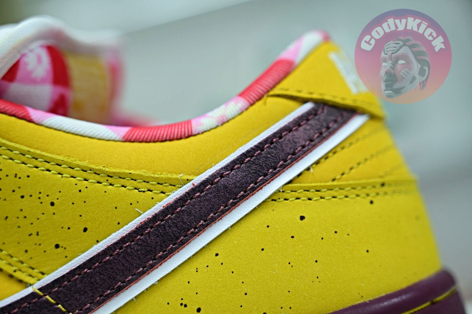 Nike Dunk SB Low YellowLobster