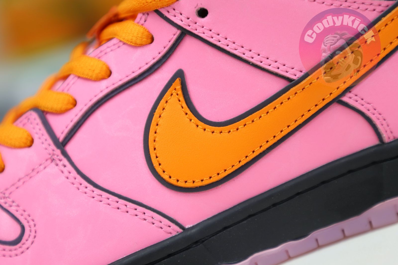 The Powerpuff Girls x Nike Dunk SB Low