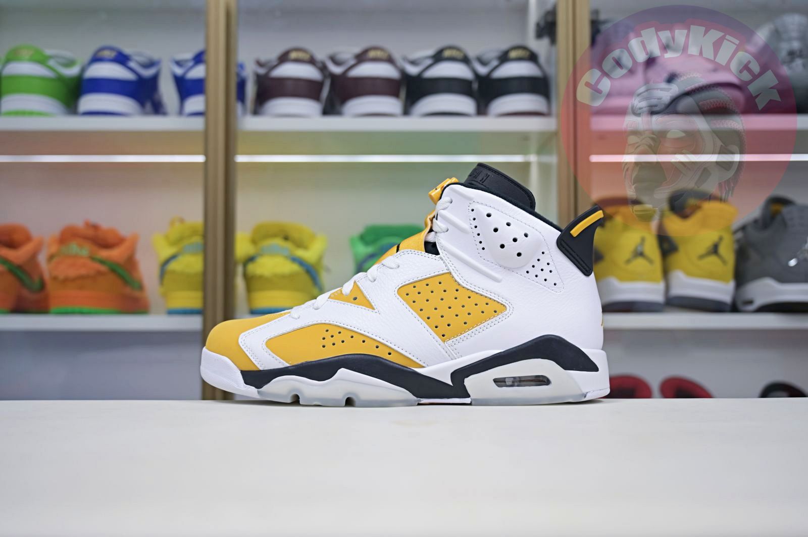 Air Jordan 6 "Yellow Ochre"