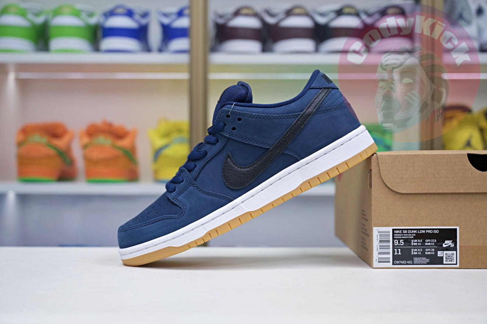 Nike Dunk SB Low Pro Iso "Navy Gum"