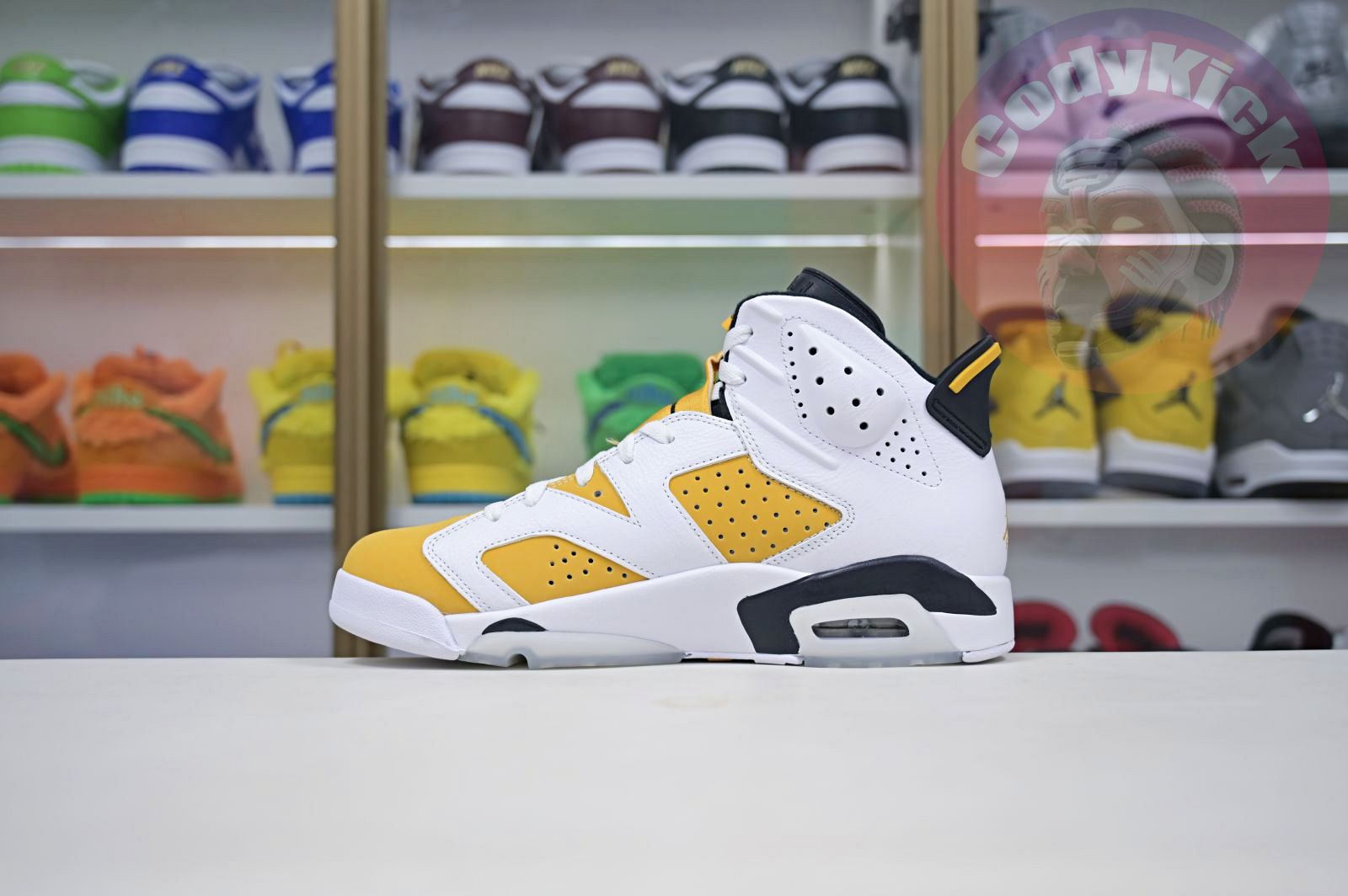 Air Jordan 6 "Yellow Ochre"