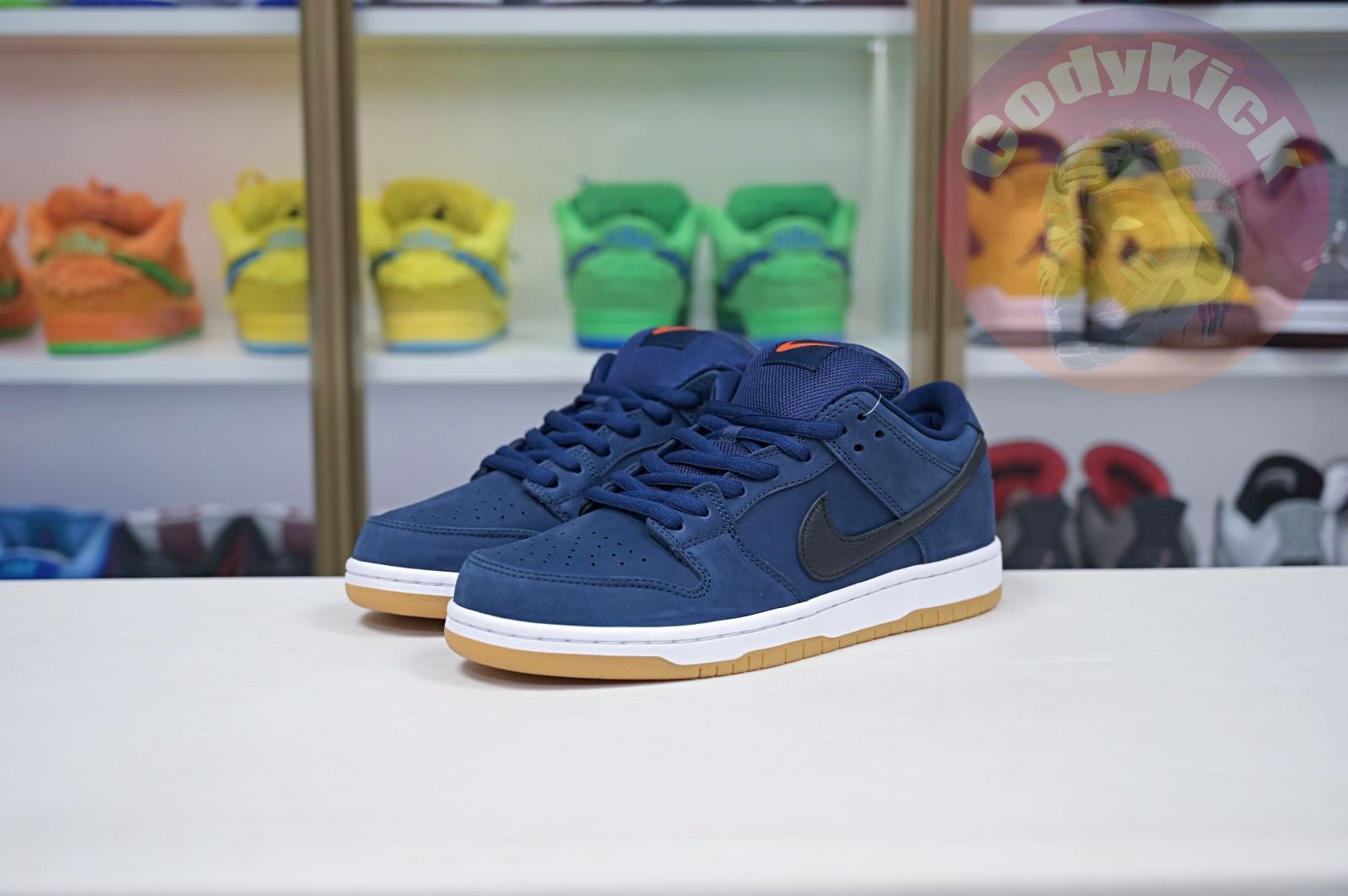 Nike Dunk SB Low Pro Iso "Navy Gum"