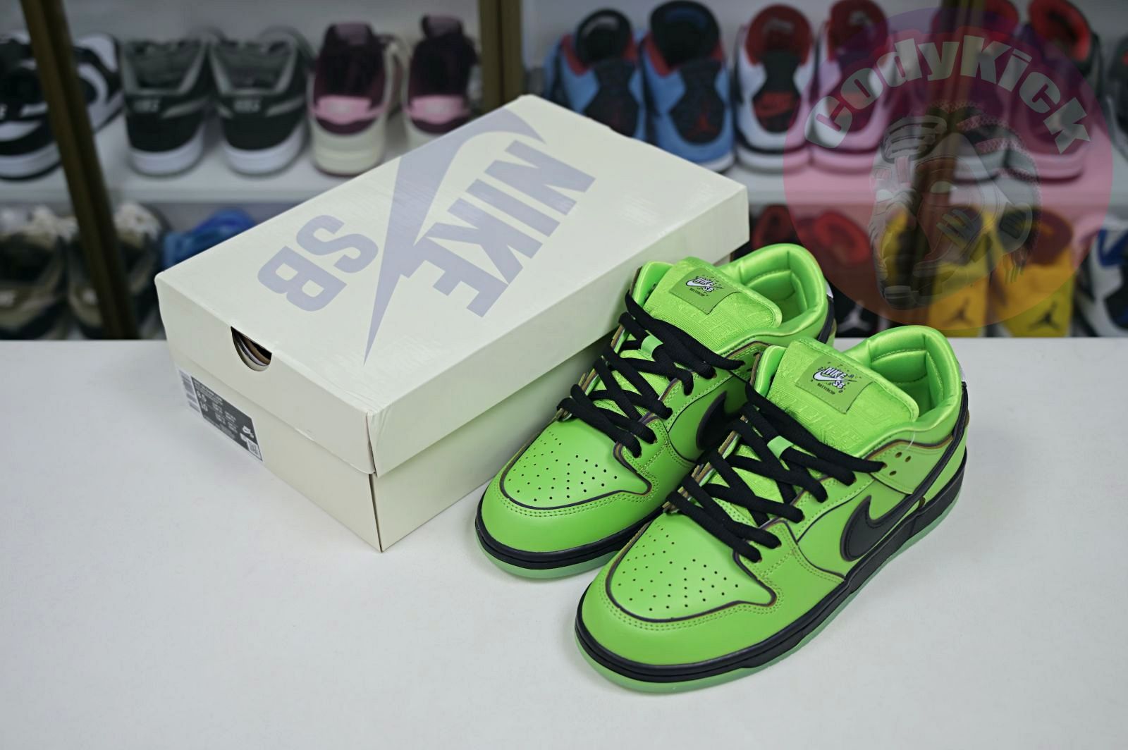 The Powerpuff Girls x Nike Dunk SB Low