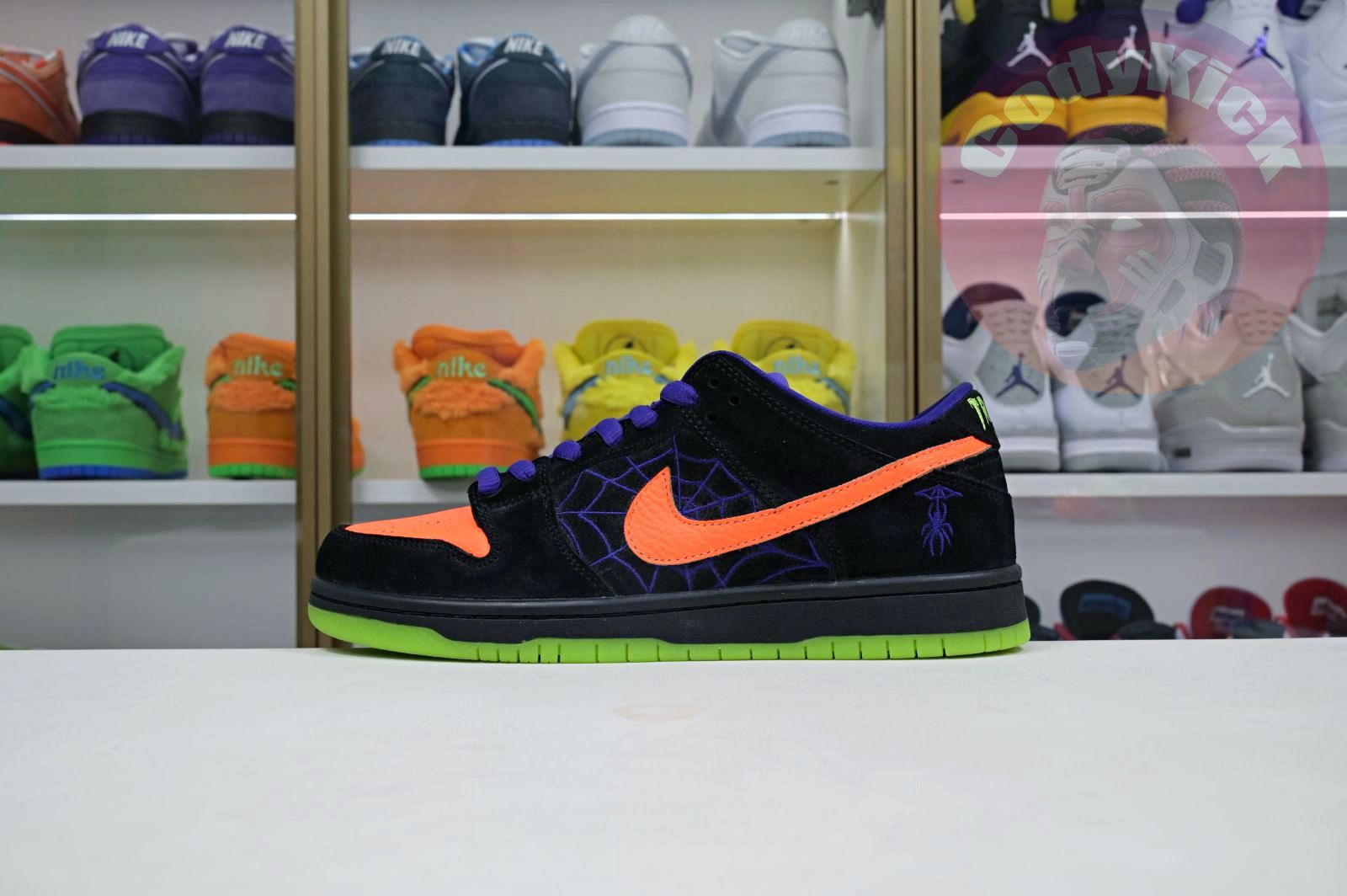 Nike Dunk SB Low SB Pro "Night of Mischief"