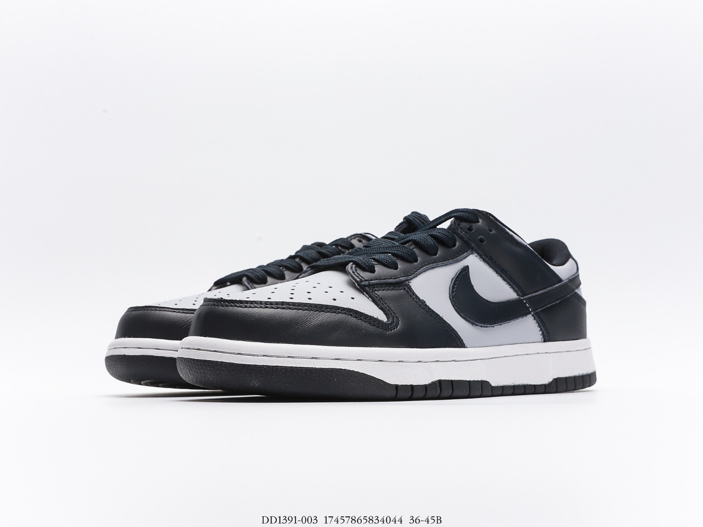 georgetown dunks foot locker
