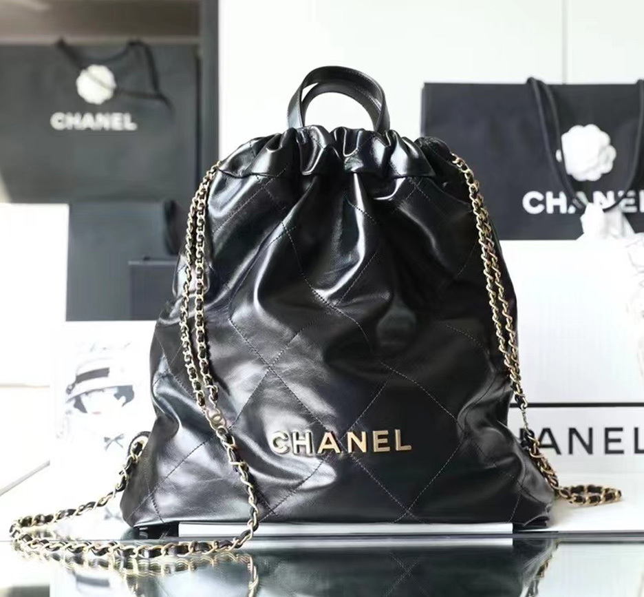 Chanel 22 Large Handbag Shiny Calfskin Gold-Tone Metal AS3262 Navy