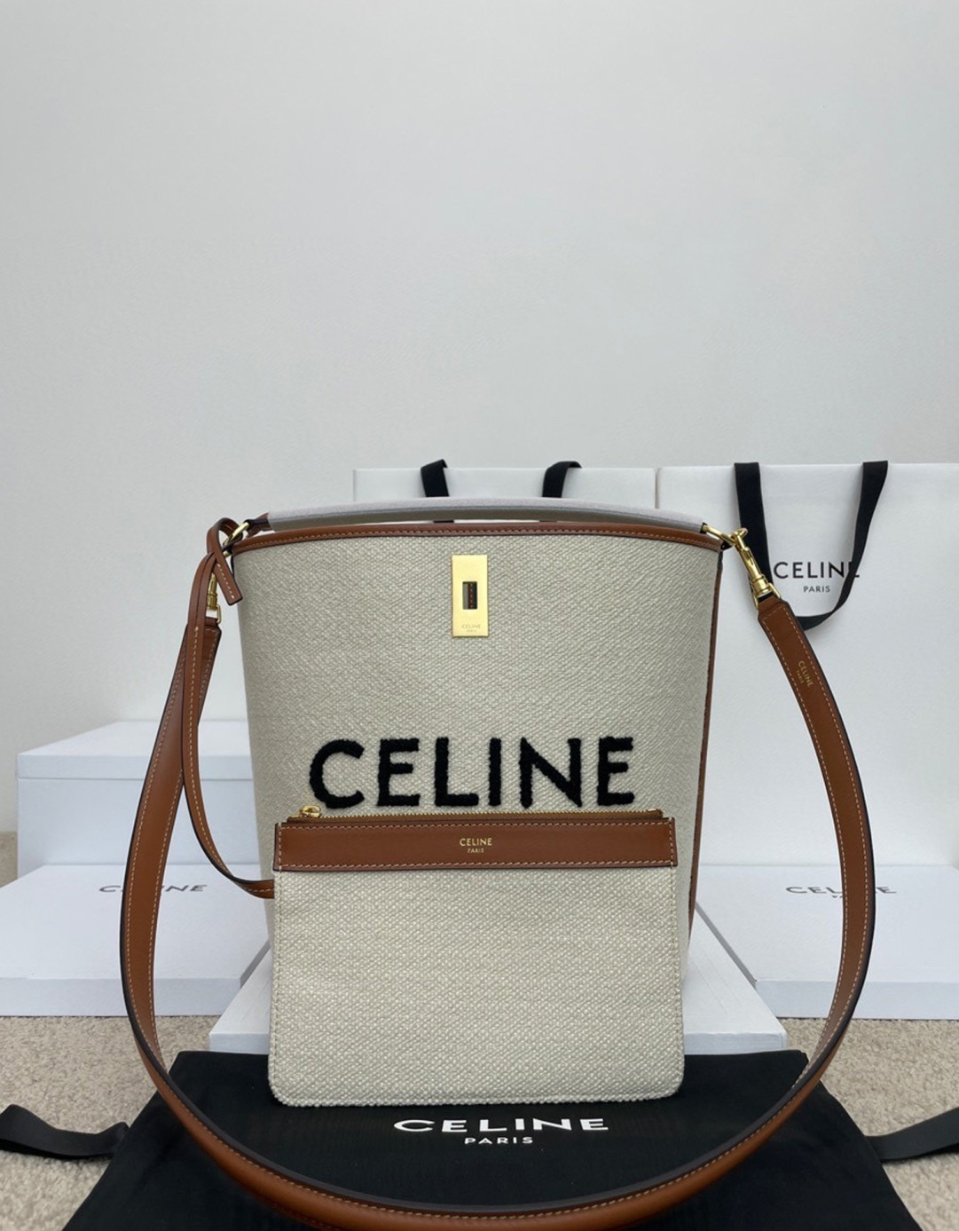 BUCKET 16 BAG IN STRIPED TEXTILE WITH CELINE JACQUARD AND CALFSKIN -  TOBACCO / TAN