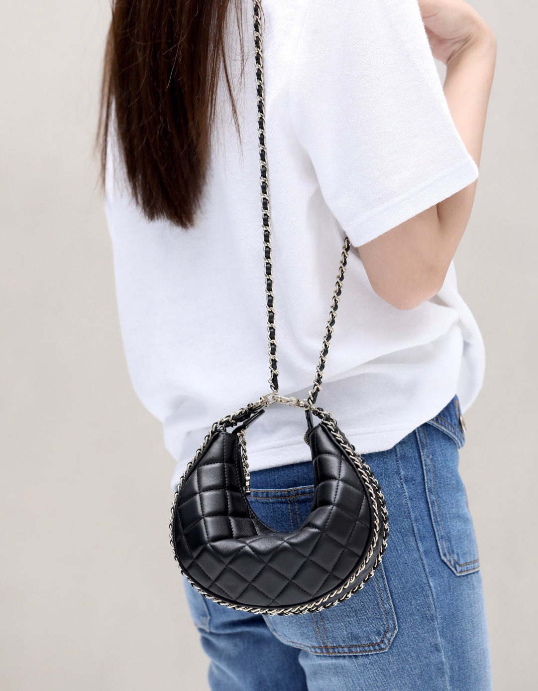 Classic handbag, Pearly lambskin & black-tone metal, black — Fashion