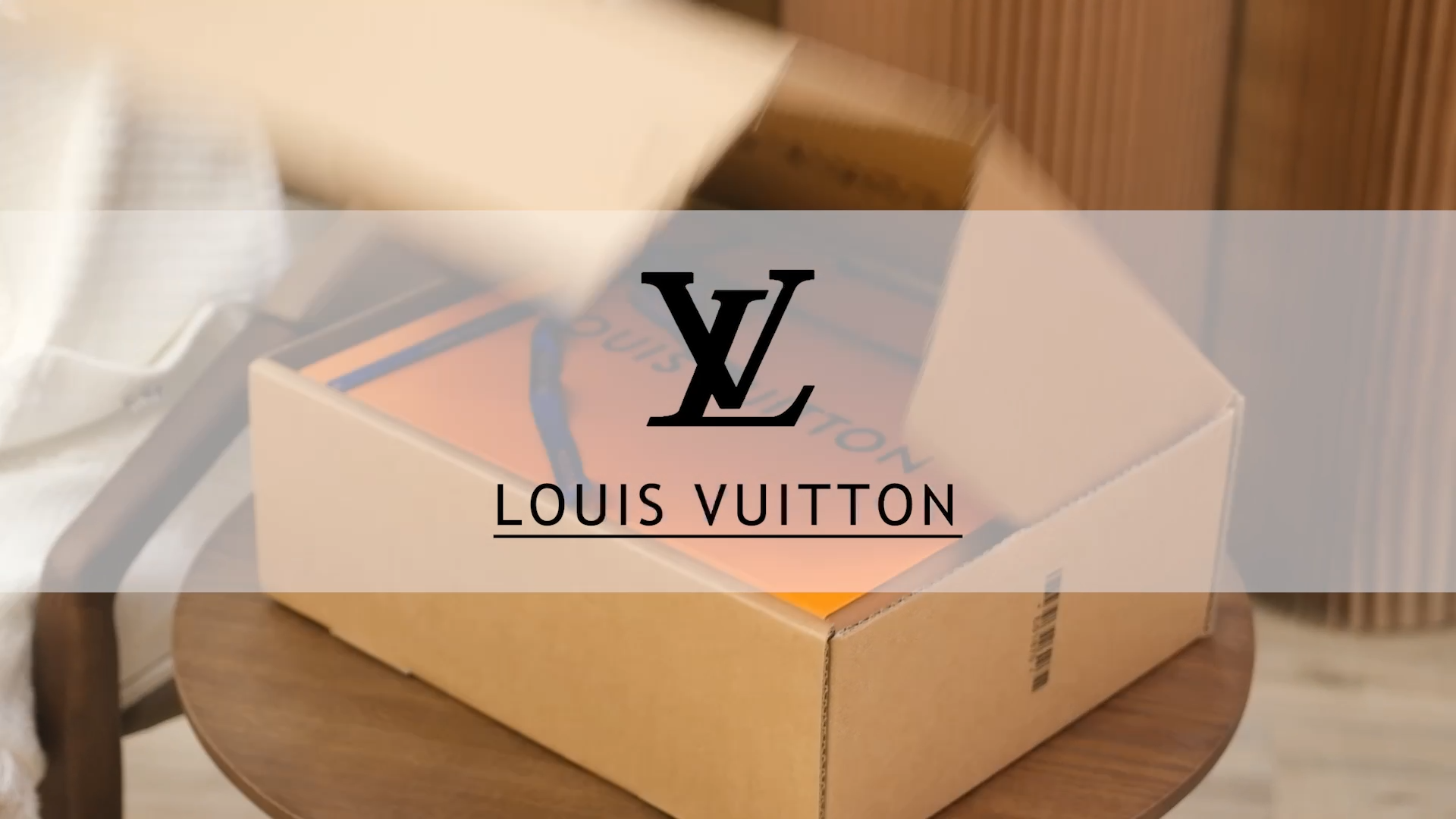 Louis Vuitton Fold Me Pouch Monogram - Art of Living - luxuriaworld