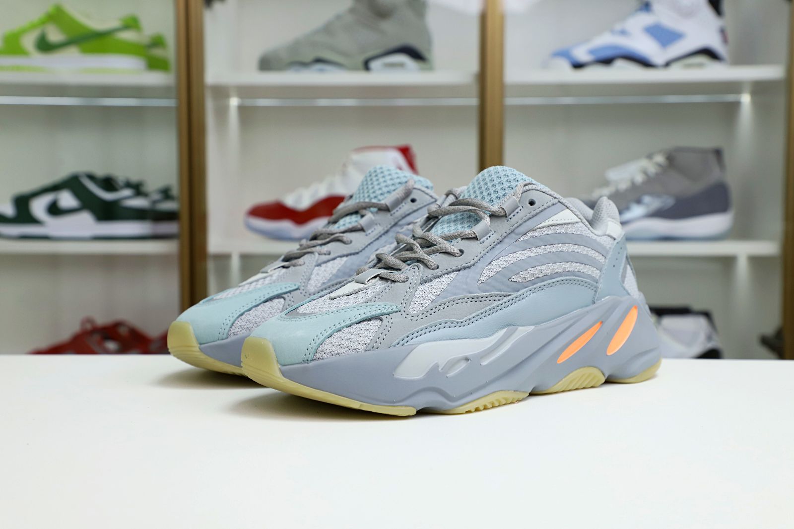 Yeezy boost 700 V2 "inertia"