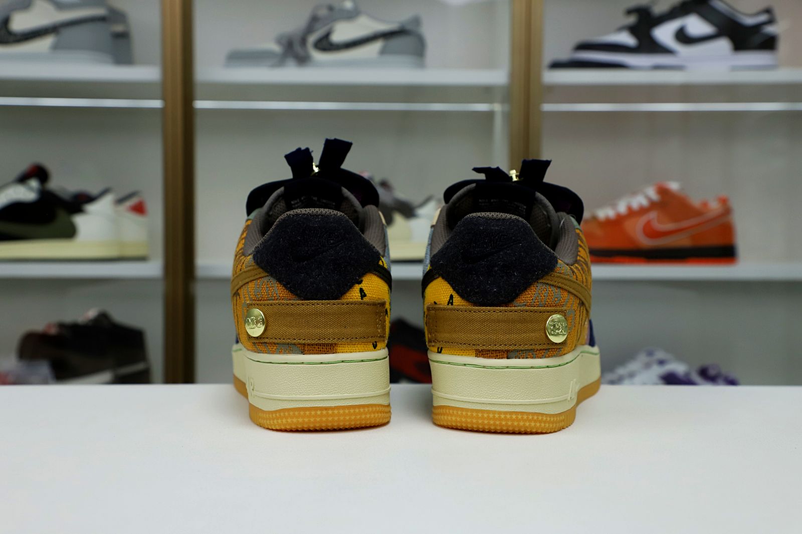 Kimikick TRAVIS SCOTT X AIR FORCE 1 LOW 'CACTUS