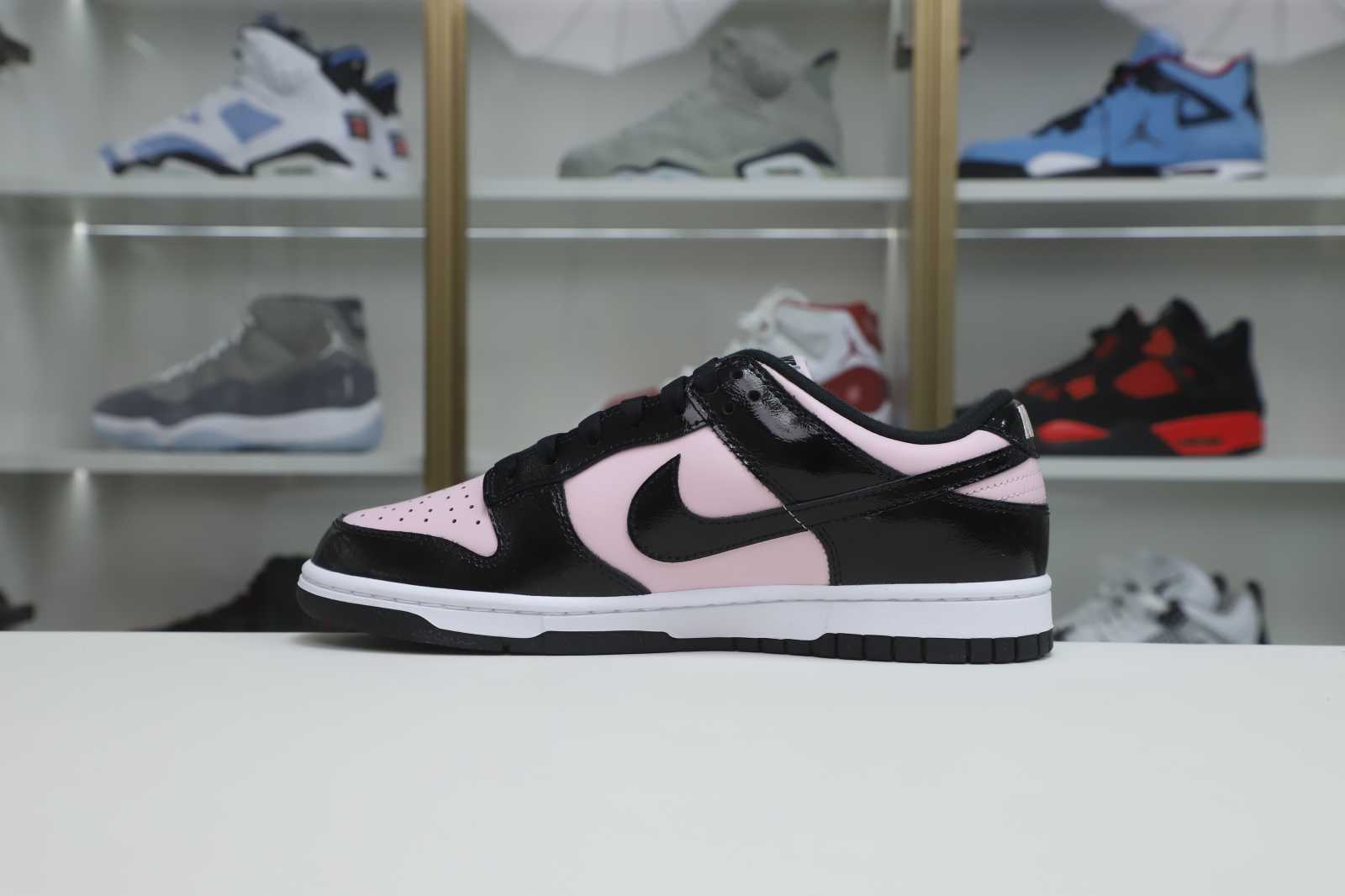 Nike Dunk Low ESS "Pink Black"