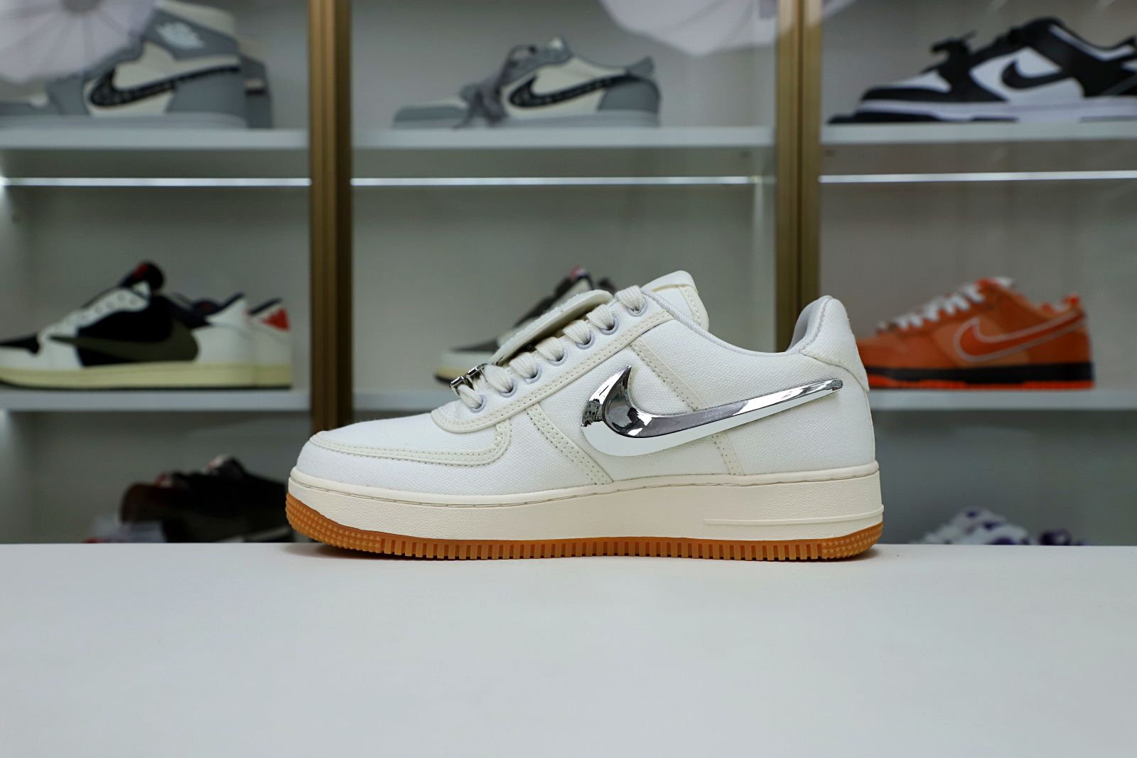 Kimikick TRAVIS SCOTT X AIR FORCE 1 'SAIL'