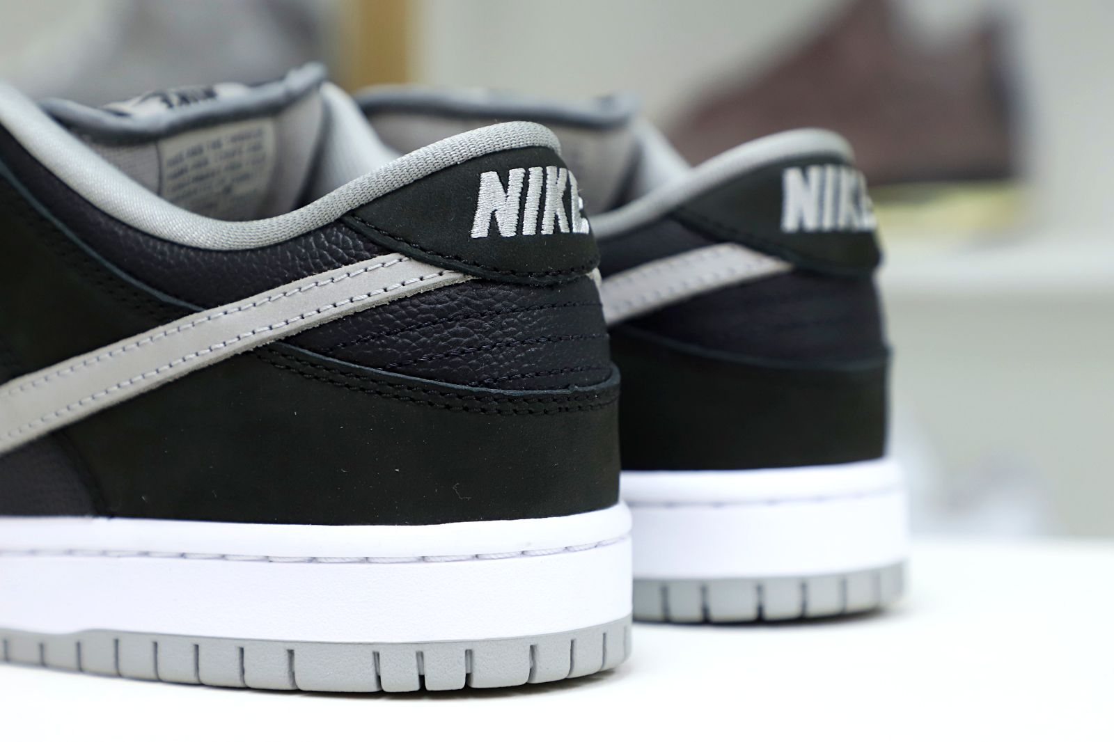 DUNK SB 「 SHADOW」