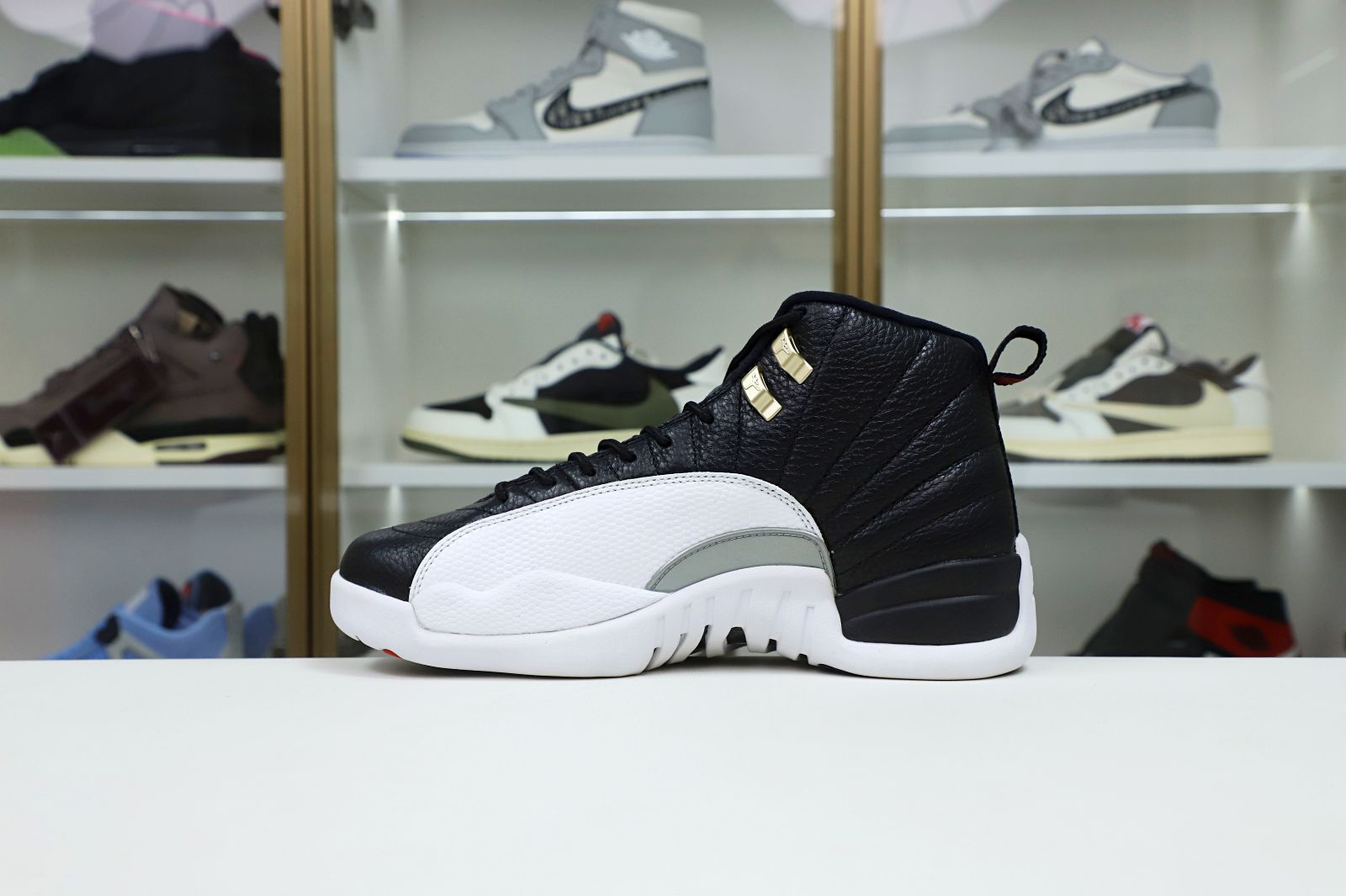 AIR JORDAN 12 RETRO PLAYOFFS 2022