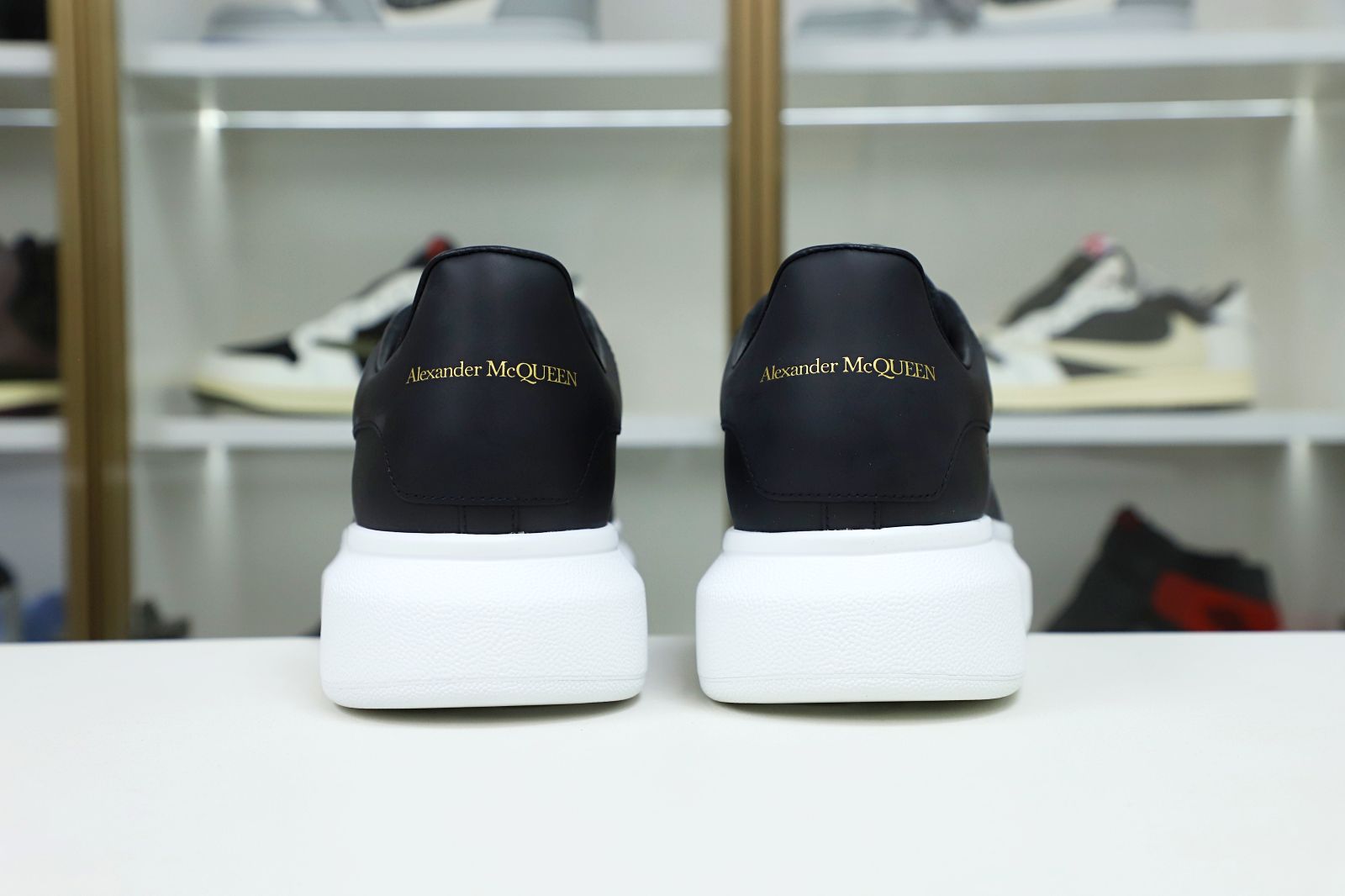 Kimikick ALXNDER MC MCQUE*N Oversized Sneaker