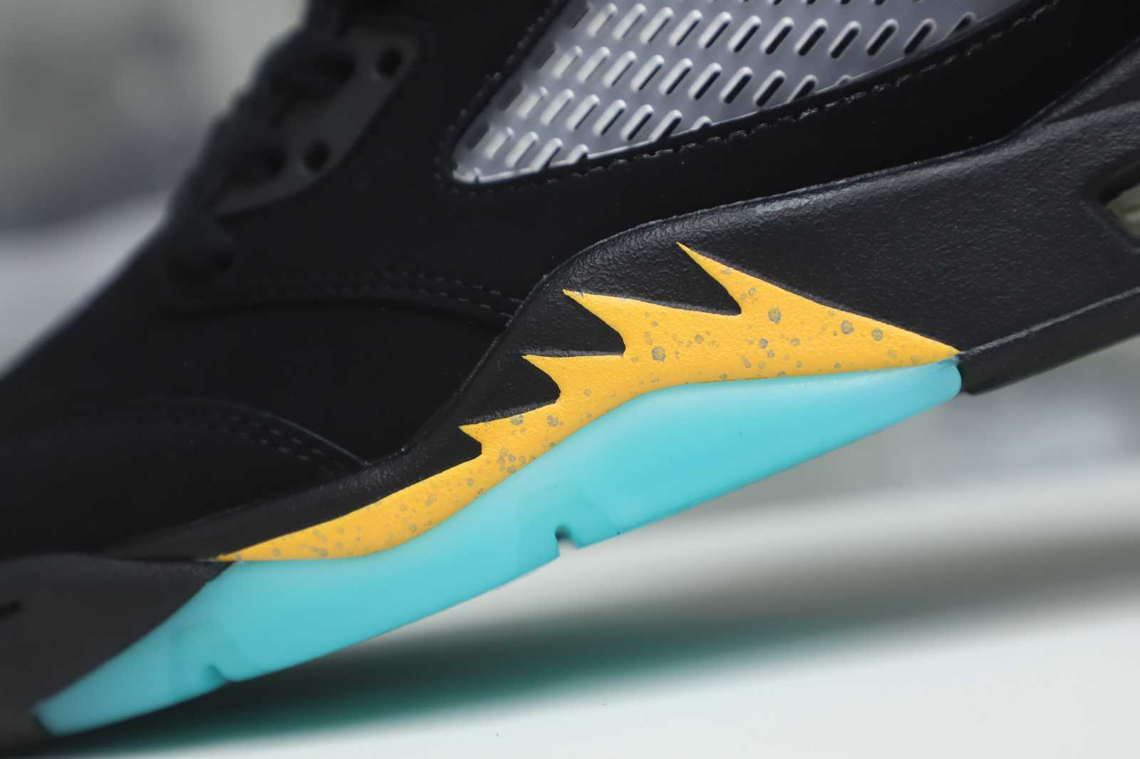 AIR JORDAN 5 "AQUA"