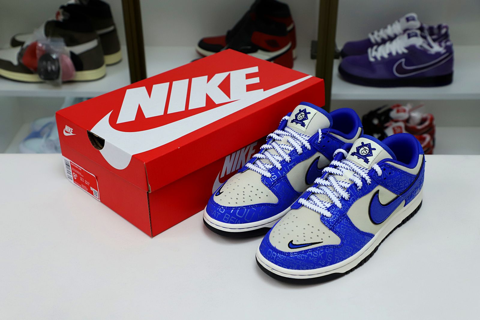 NIKE DUNK LOW JACKIE ROBINSON DV2122-400