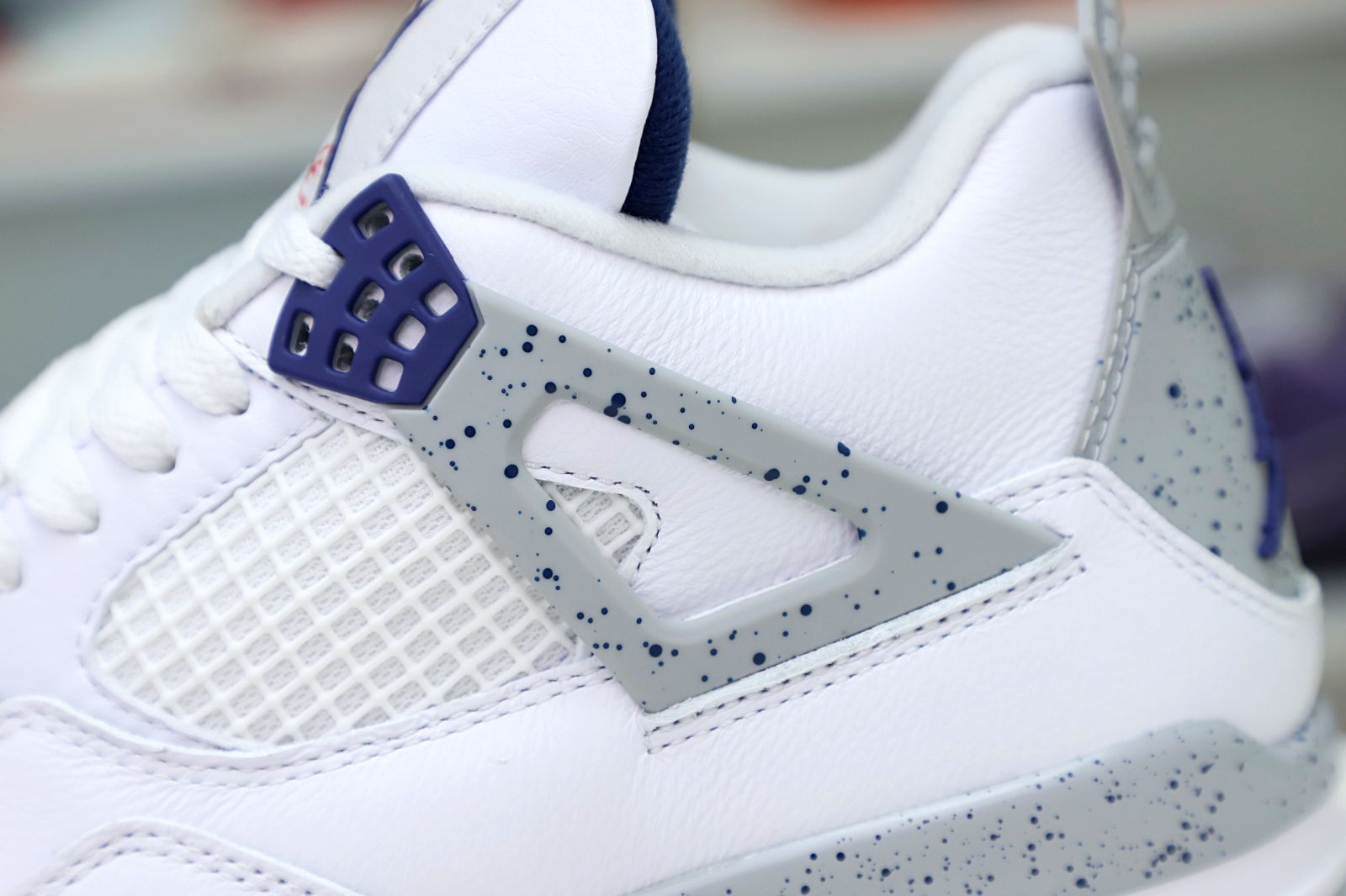 AIR JORDAN 4 RETRO "MIDNIGHT NAVY" DH6927-140