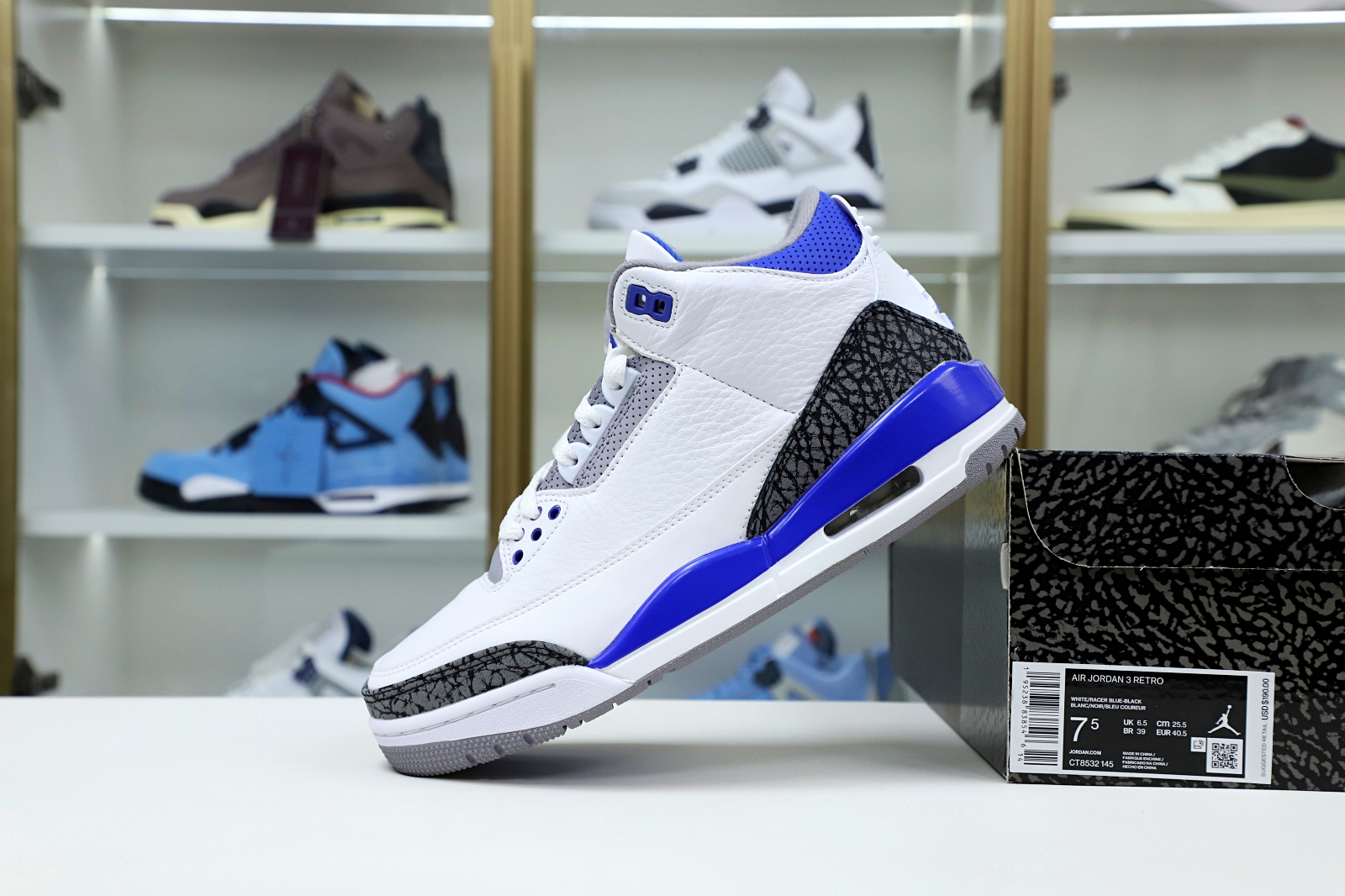 AIR JORDAN 3 RETRO 