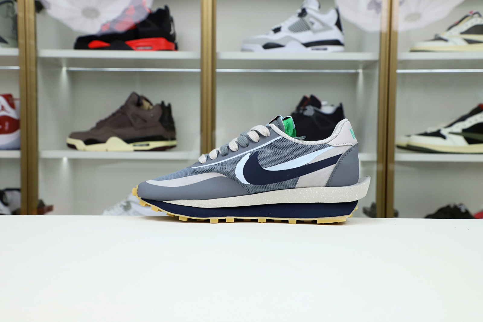 sacai x Nike LDWaffe "Cool Grey"