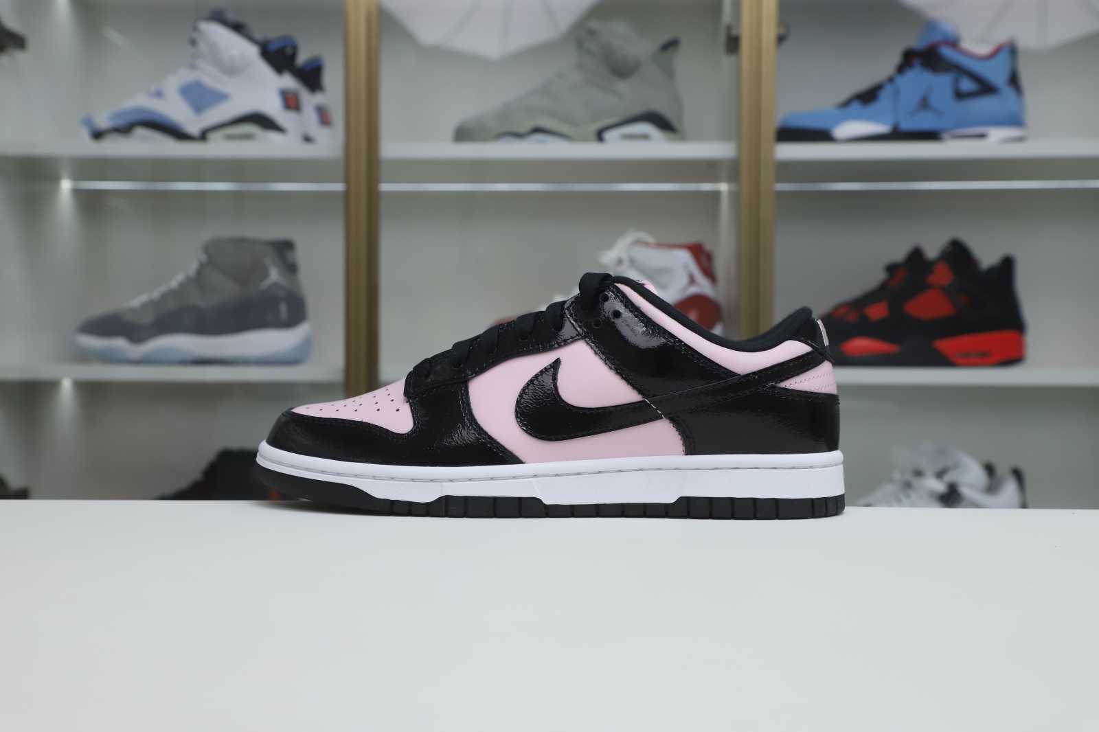 Nike Dunk Low ESS "Pink Black"
