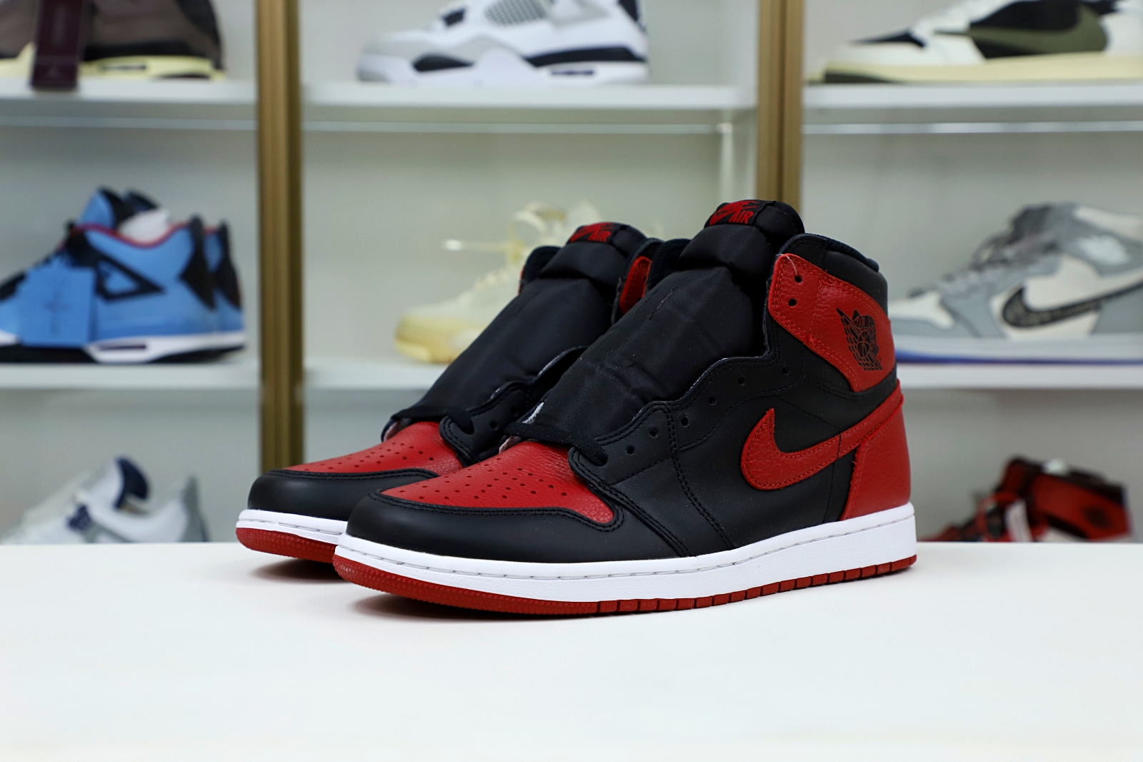 AIR JORDAN 1 RETRO HIGH OG 