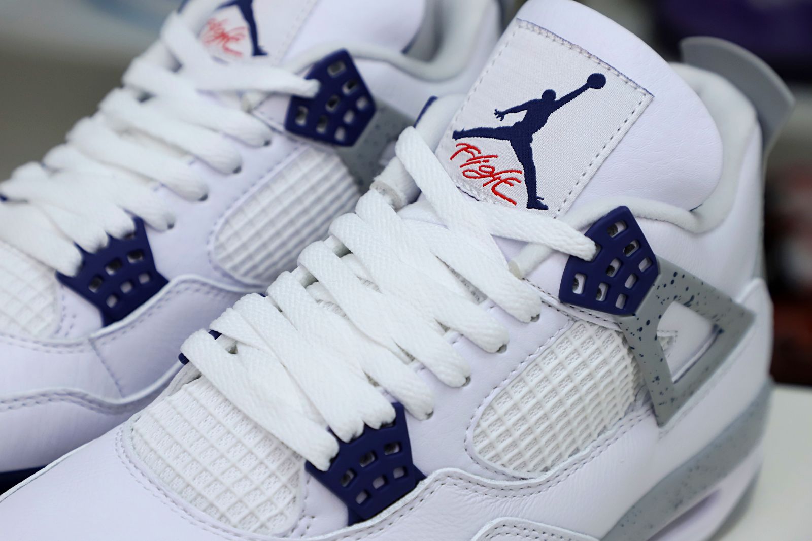 AIR JORDAN 4 RETRO "MIDNIGHT NAVY" DH6927-140