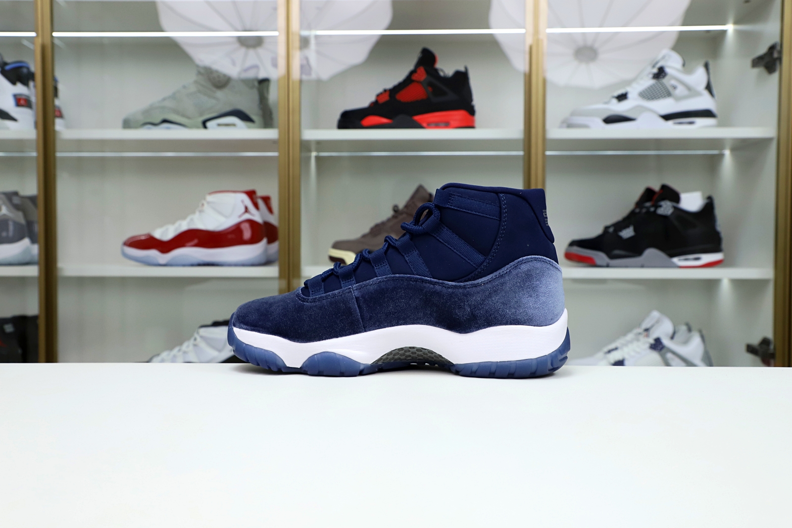 AIR JORDAN 11 RETRO MIDNIGHT NAVY