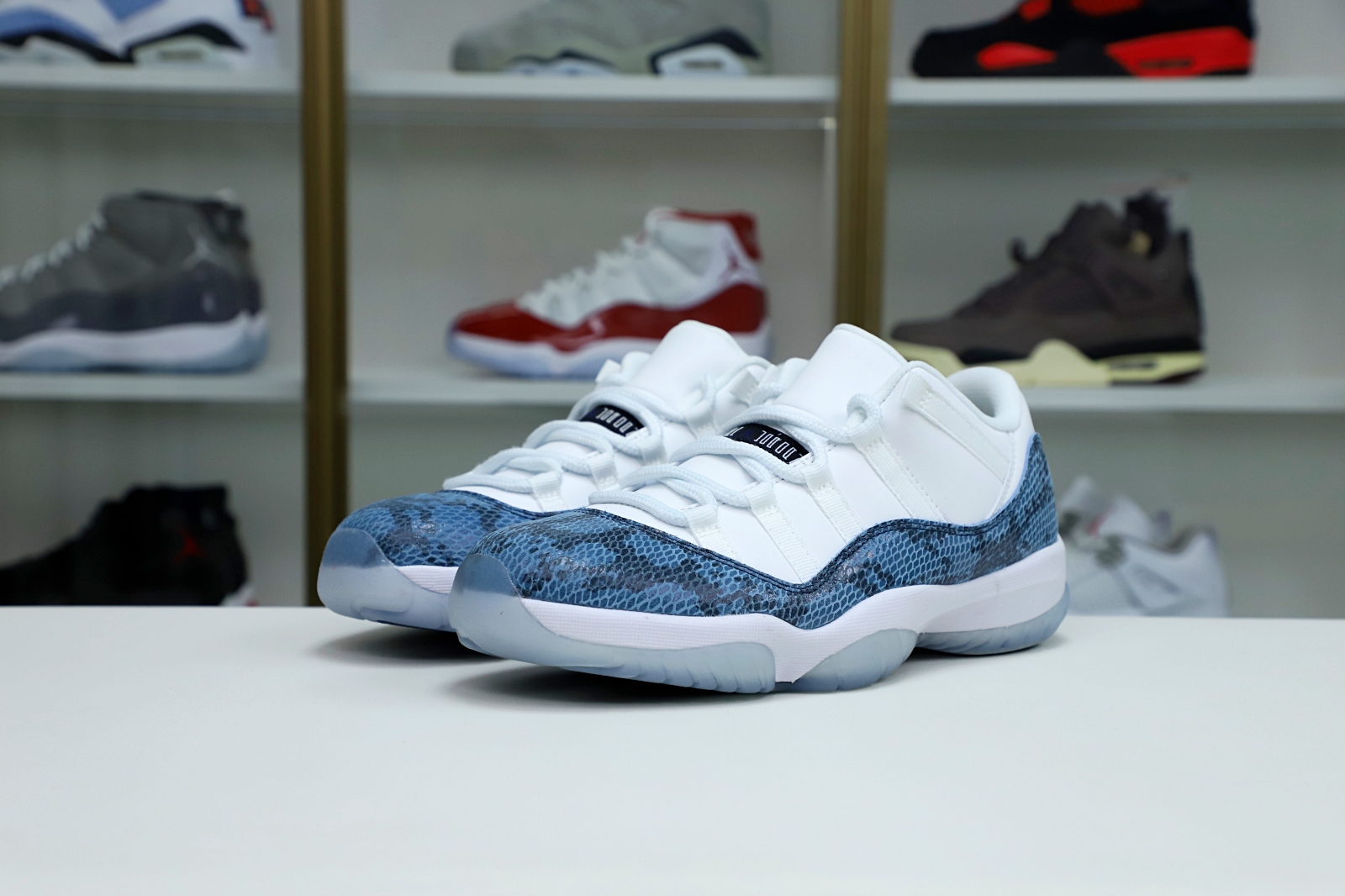 Jordan Air Jordan 11 “navy snakeskin”