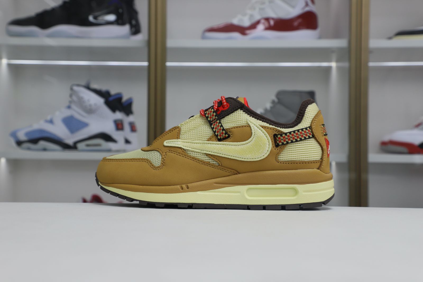 Kimikick Travis Scott xNike Air Max1