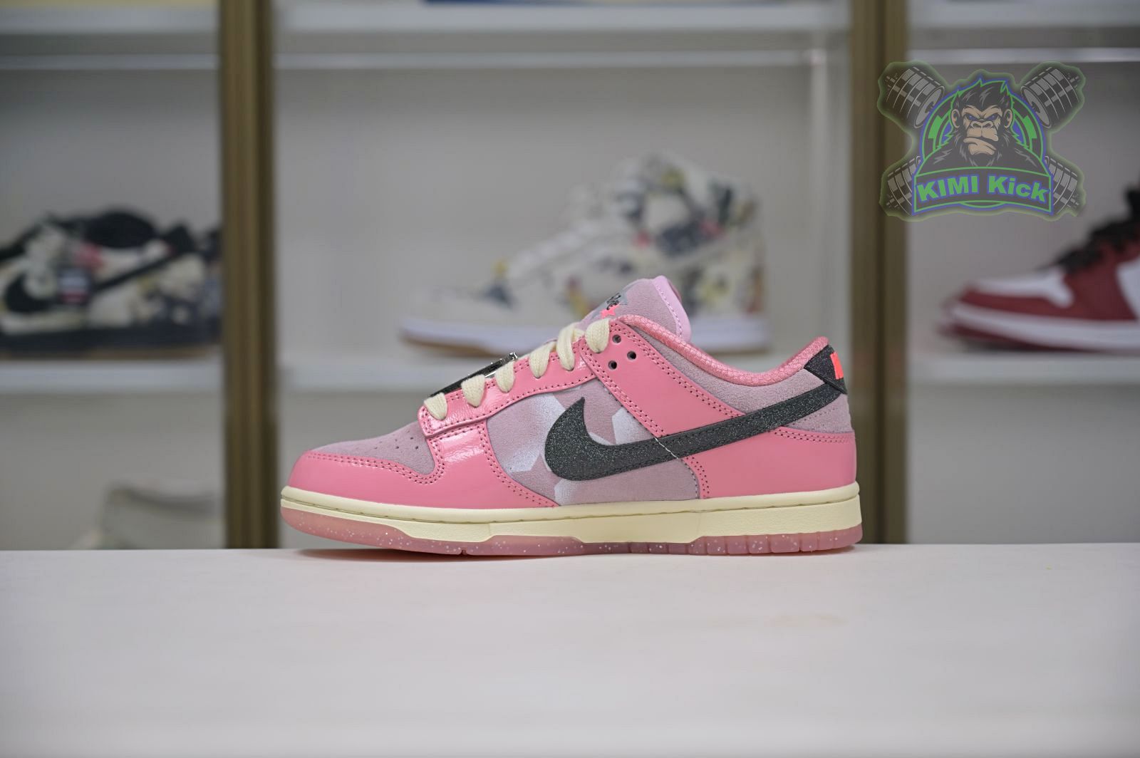 Nike Dunk Low"Hot Punch and PinkFoam" barbie