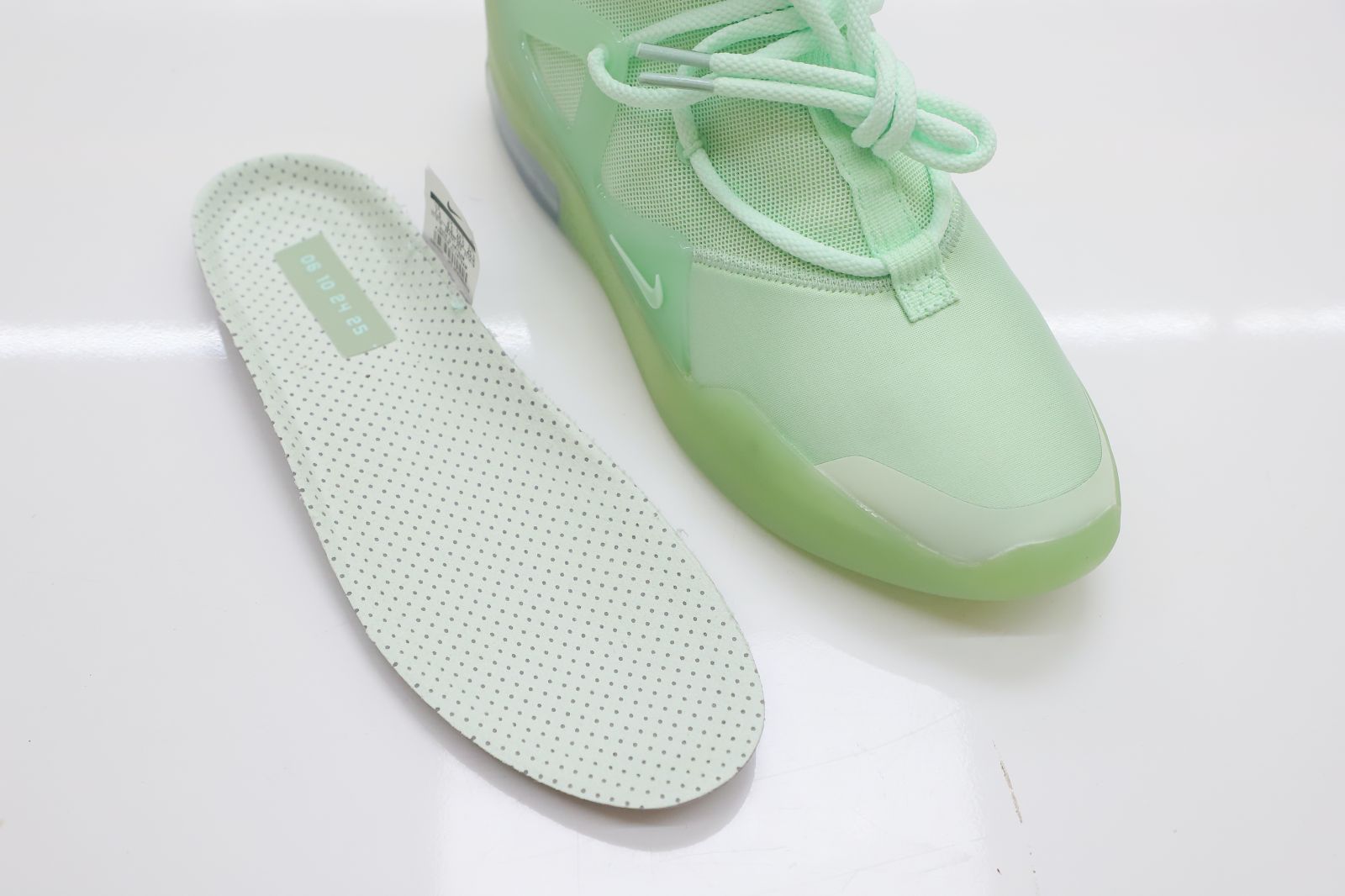 Kimikick Nike Air Fear of God 1  frosted spruce fog