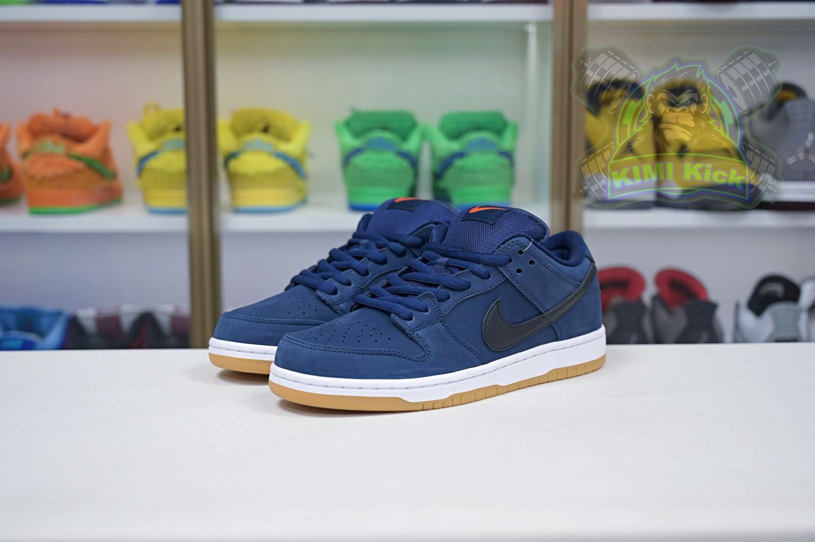 Nike Dunk SB Low Pro Iso "Navy Gum"