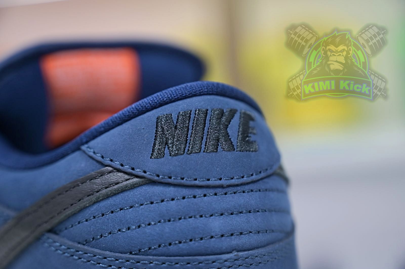 Nike Dunk SB Low Pro Iso "Navy Gum"