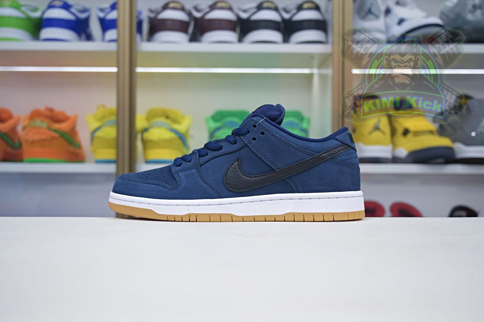 Nike Dunk SB Low Pro Iso "Navy Gum"