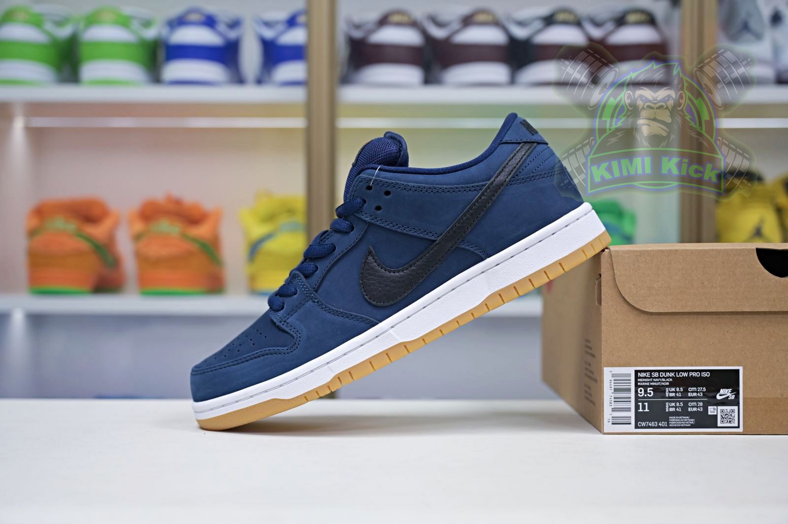 Nike Dunk SB Low Pro Iso "Navy Gum"