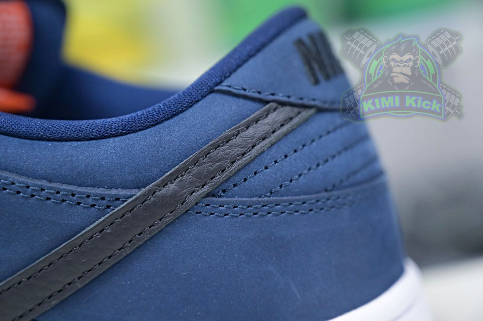 Nike Dunk SB Low Pro Iso "Navy Gum"