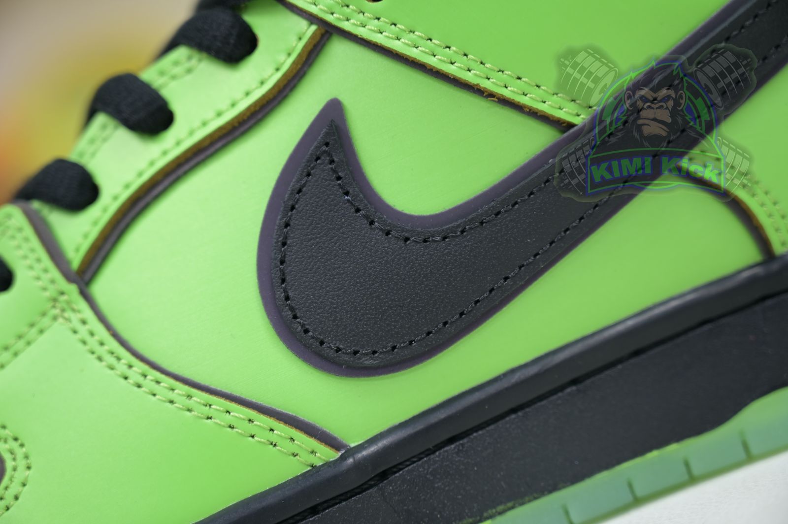 The Powerpuff Girls x Nike Dunk SB Low