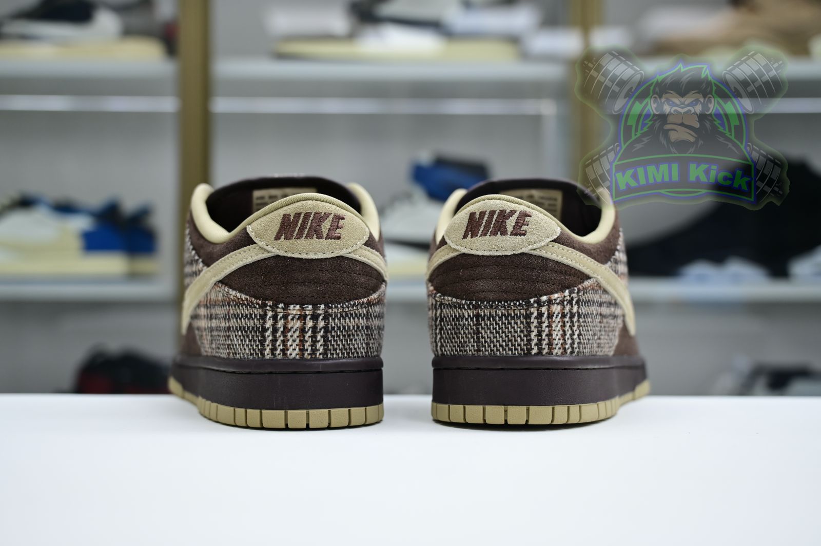 Nike Dunk SB Low Tweed