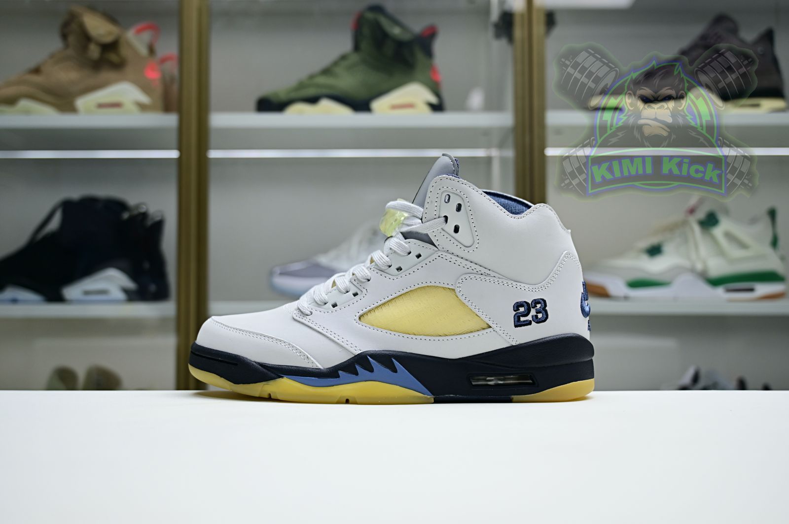 A MA MANIÉRE x Air Jordan 5"Photon Dust"