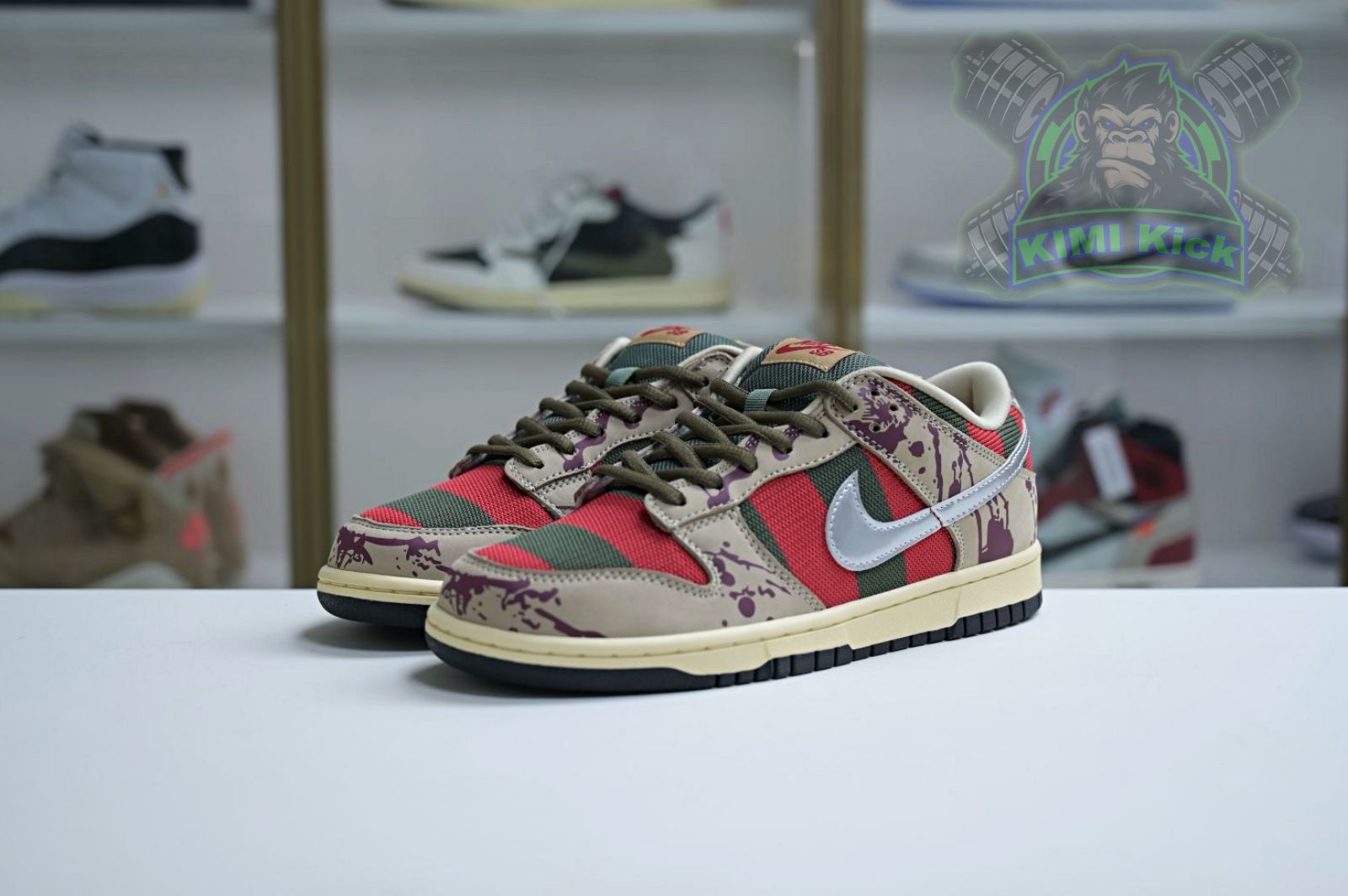 Nike Dunk SB Low Freddy Krueger