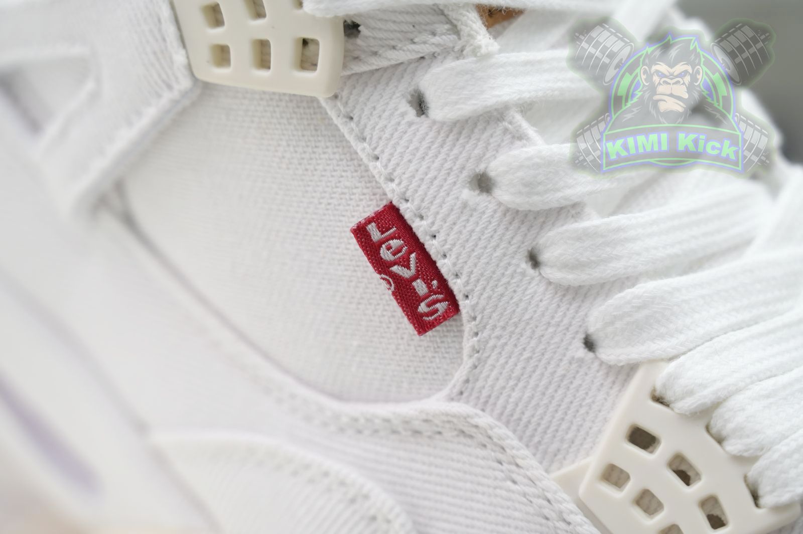 Kimikick Jordan Air Jordan 4 levis white (levis tag)