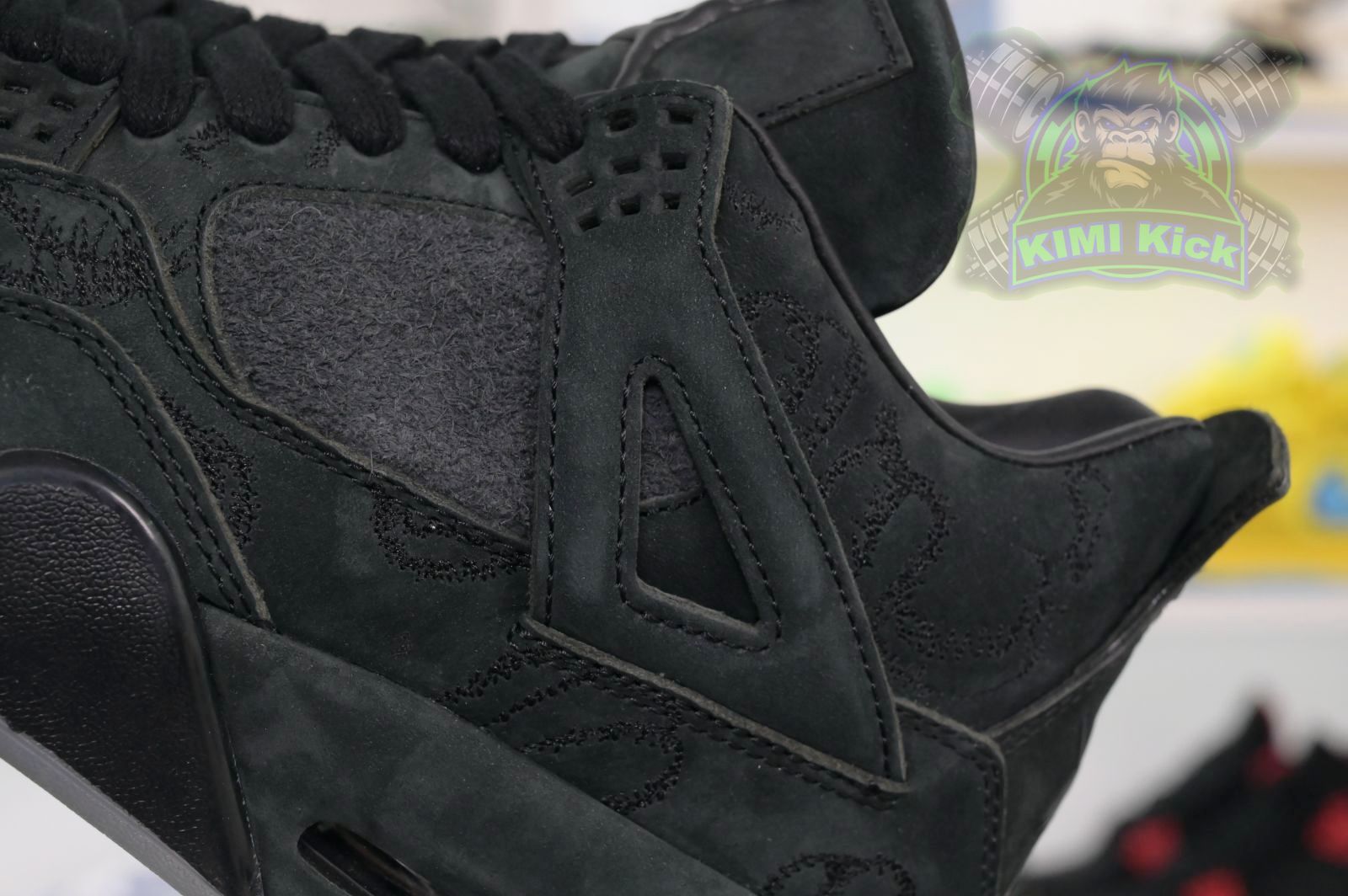 Kimikick Jordan Air Jordan 4 kaws black