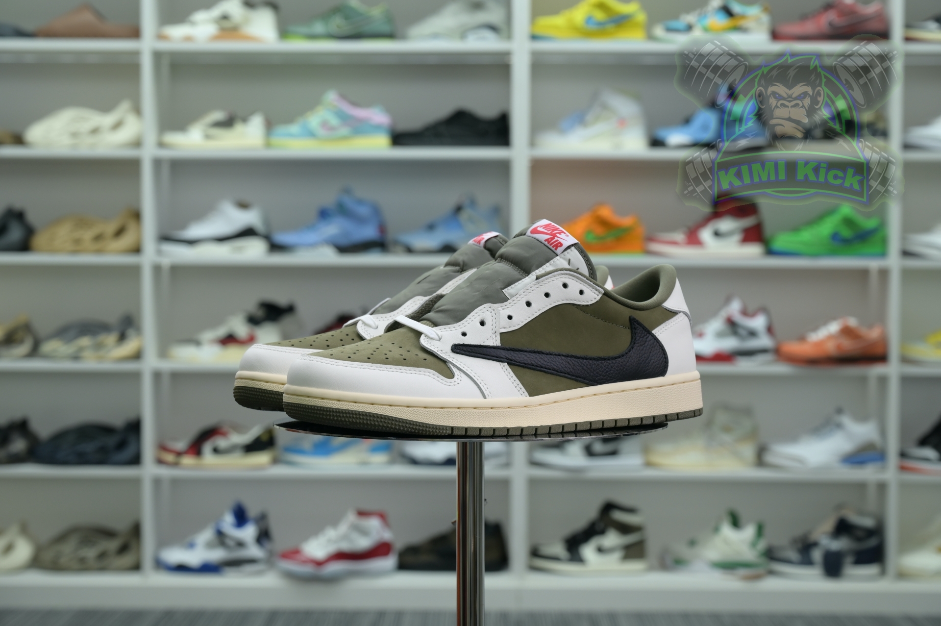 Kimikick Travis Scottx Jordan Air Jordan 1Low OG “Medium Olive”